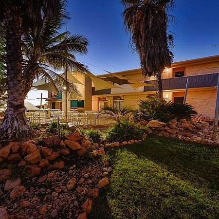 Sea Breeze Resort Exmouth Bagian luar foto