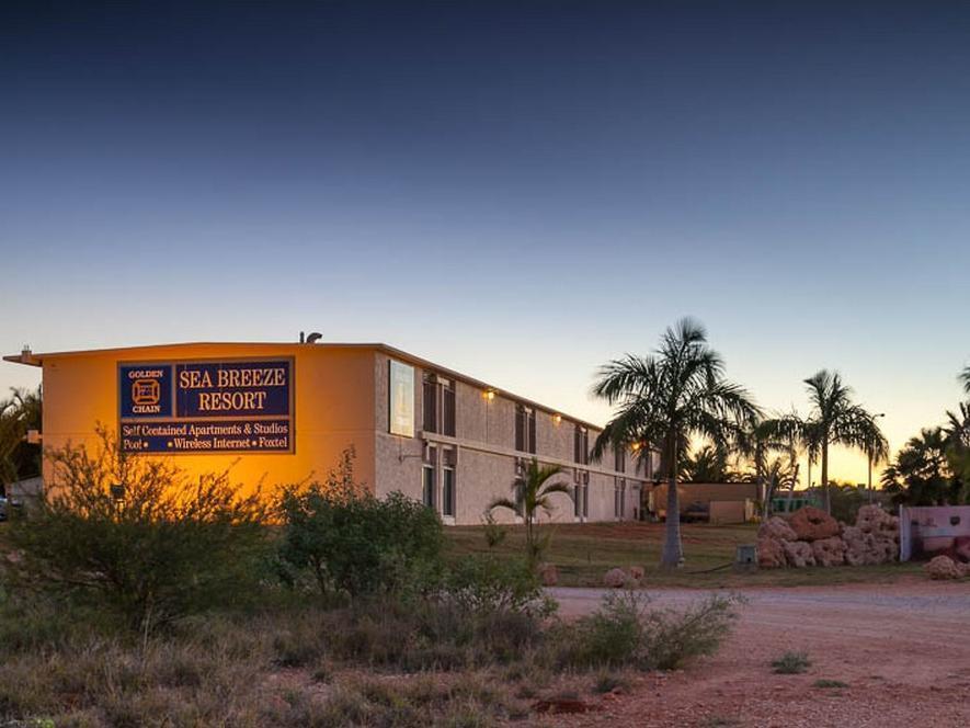 Sea Breeze Resort Exmouth Bagian luar foto