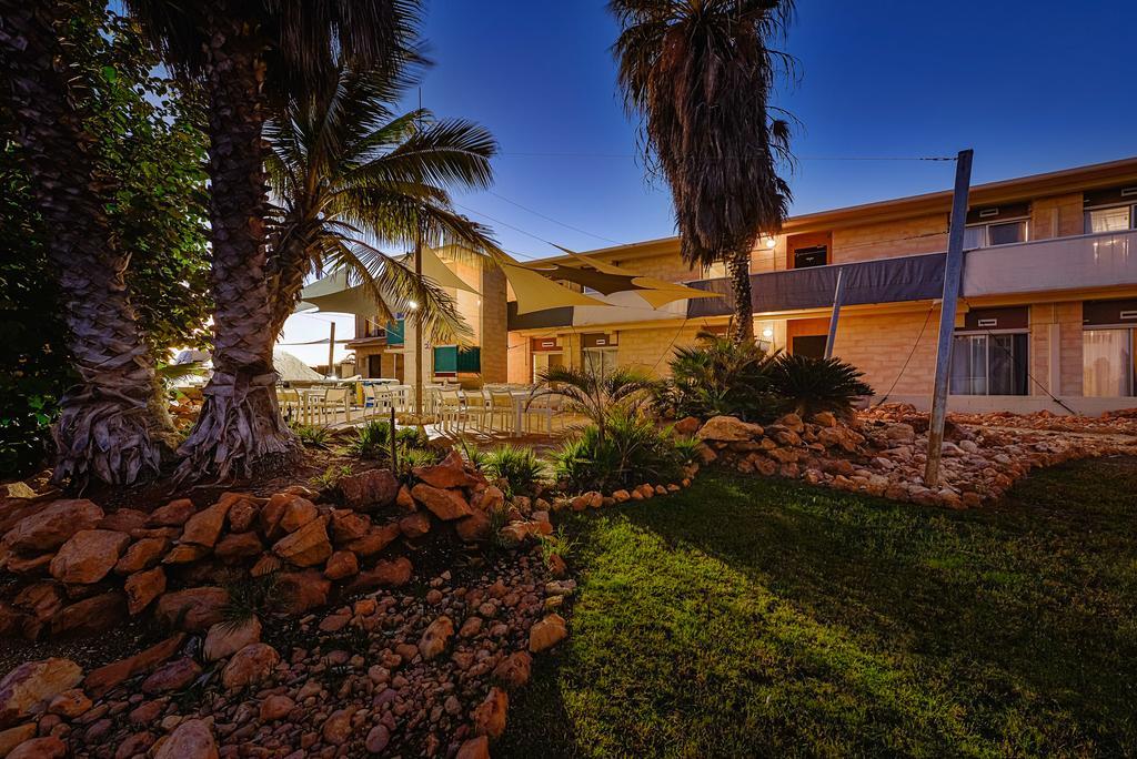 Sea Breeze Resort Exmouth Bagian luar foto