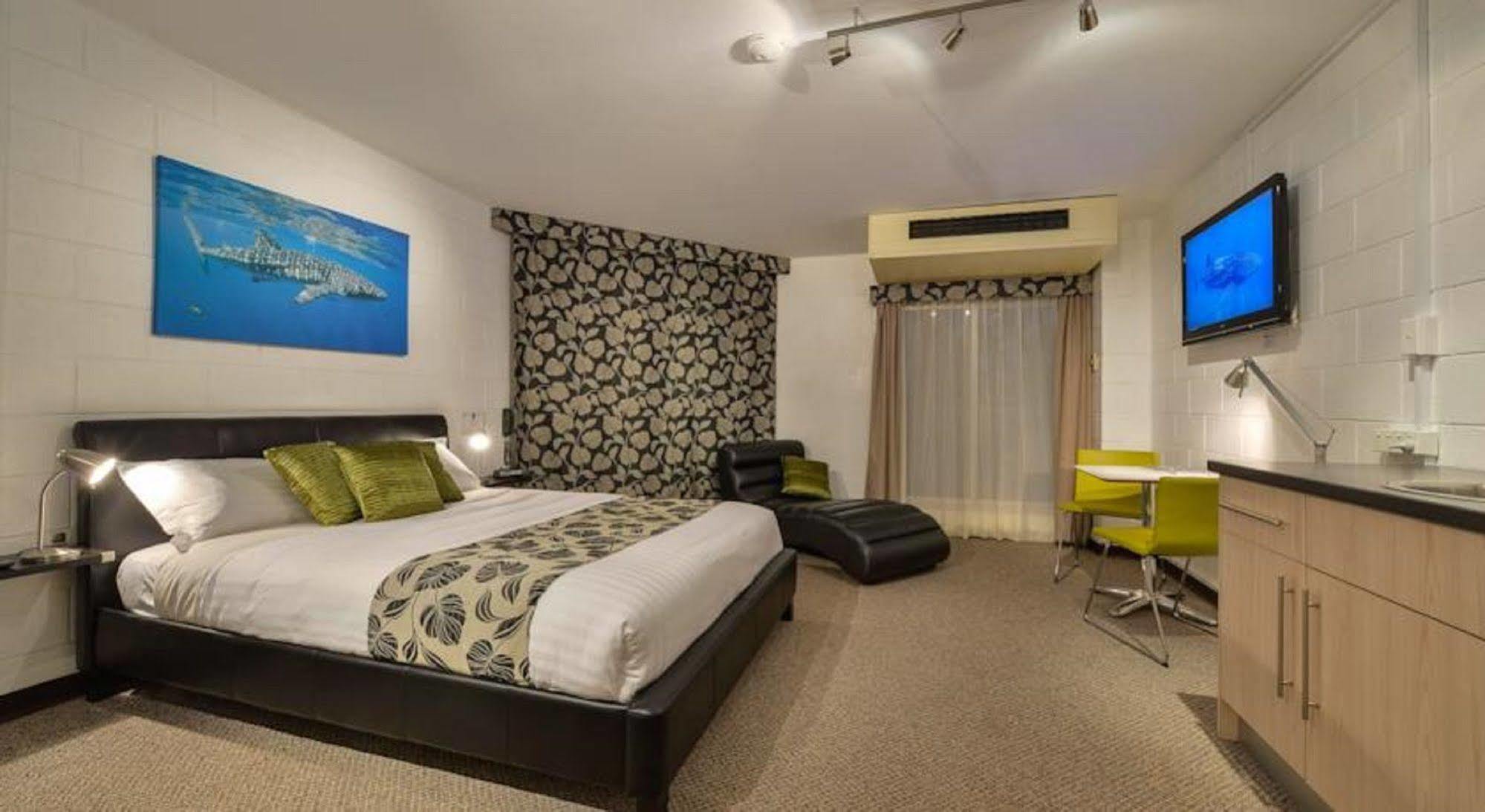 Sea Breeze Resort Exmouth Ruang foto