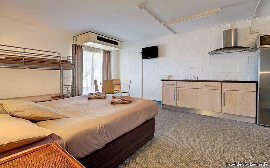 Sea Breeze Resort Exmouth Bagian luar foto